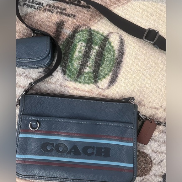 Coach Crossbody with extra pouch for keys or small...
